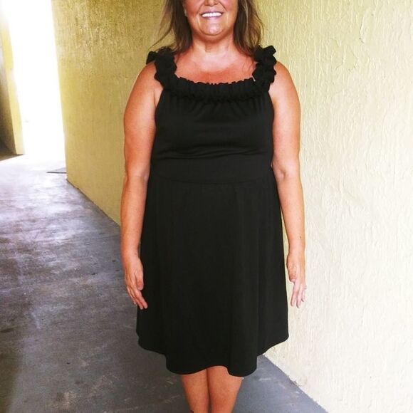 Black Ruffled Off-the-Shoulder Dress - Picture 9 of 13